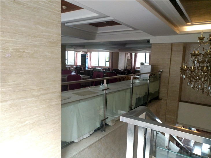 成都武侯區(qū)翼果酒店南臺路原酒店拆除