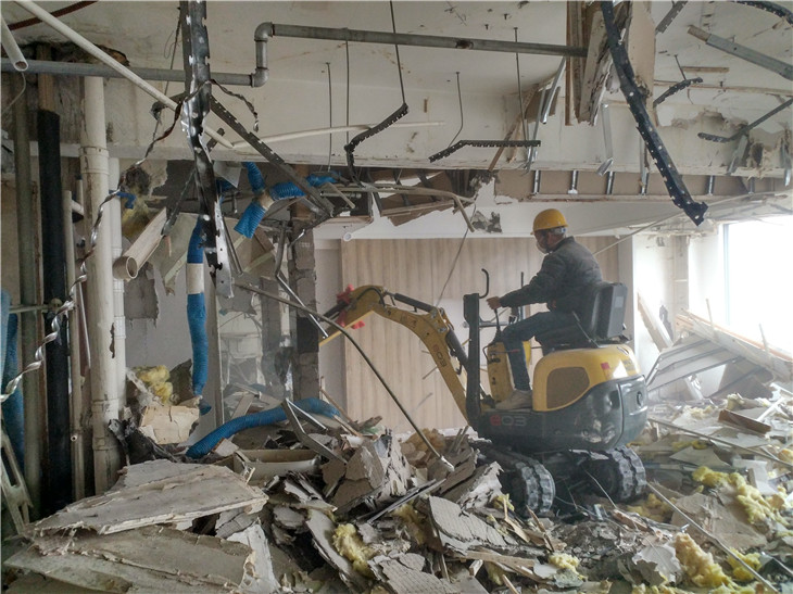 成都室內(nèi)裝修拆除公司